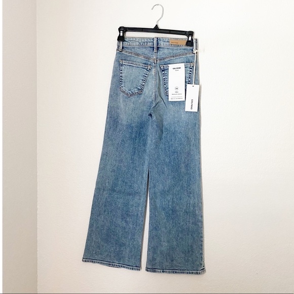 GRLFRND Carla Flare Leg Jeans - Picture 6 of 8